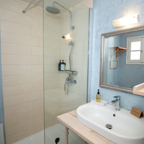1st Floor Apartments