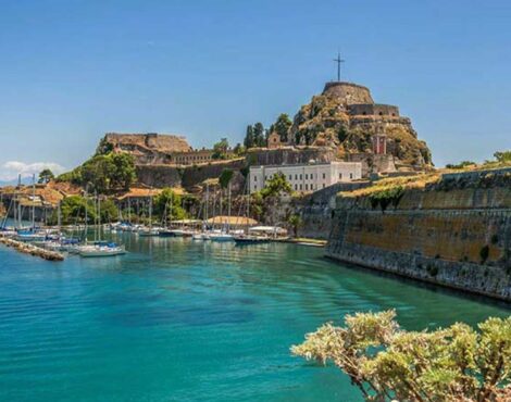 Exploring Corfu’s Old Town on Foot: A UNESCO Walking Tour