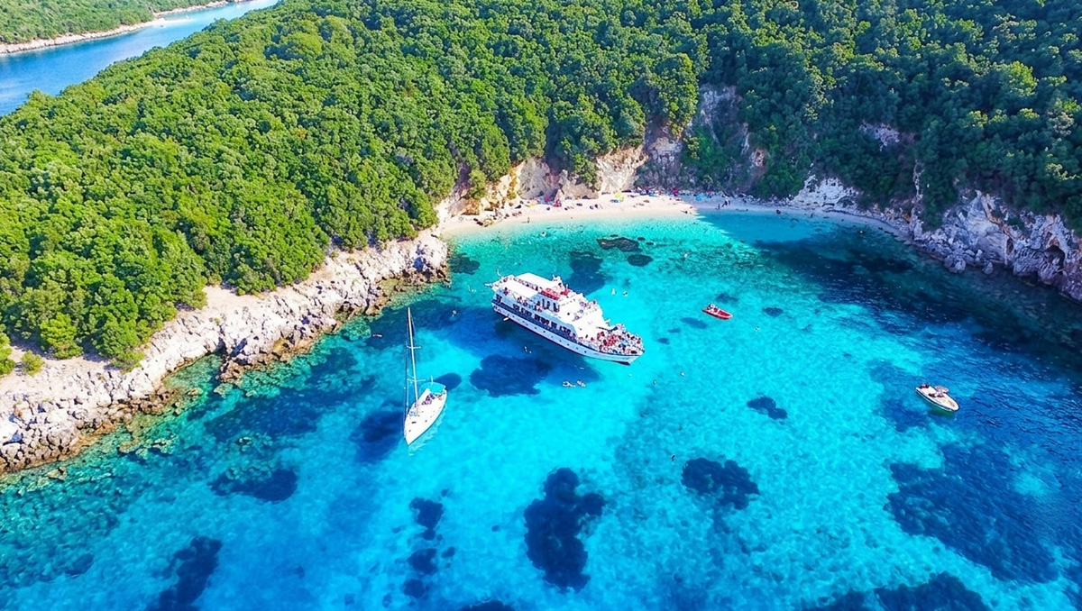 Boat Trips in September: The Ionian at Its Most Accessible and Beautiful