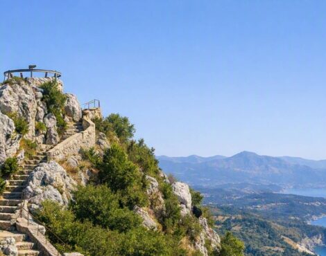 Pelekas Village: The Kaiser‘s Throne Above the Finest Sunset in the Ionian